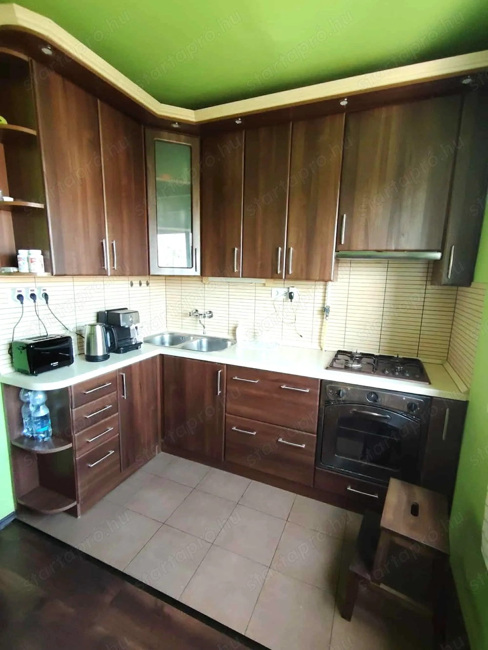 Panorámás, klímás, belvároswkyözeli, téglalakás eladó!