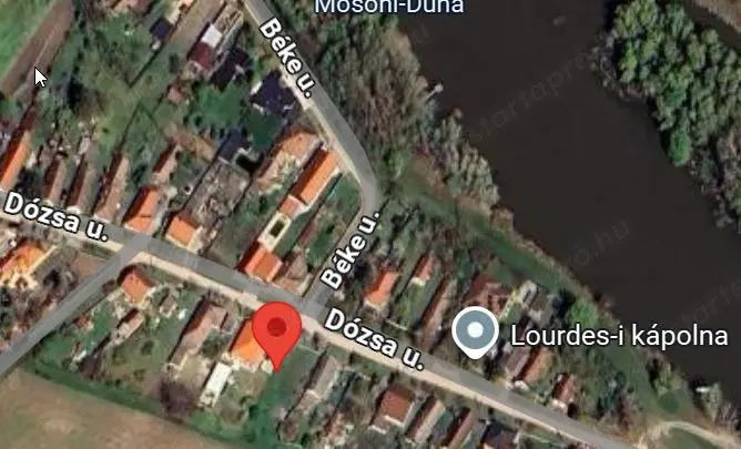 Építési telek eladó Mecséren   Duna parttól 50 m-re