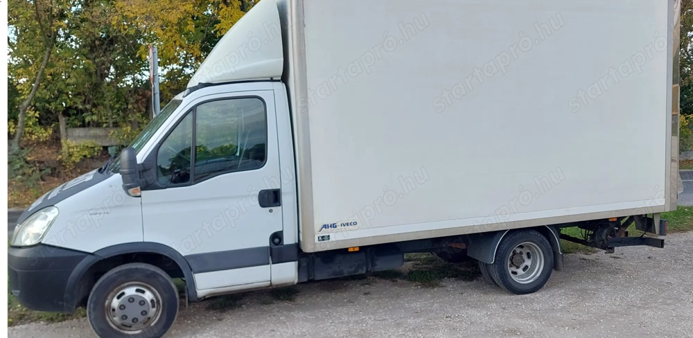 Teherautóbérlés Hátfalas iveco