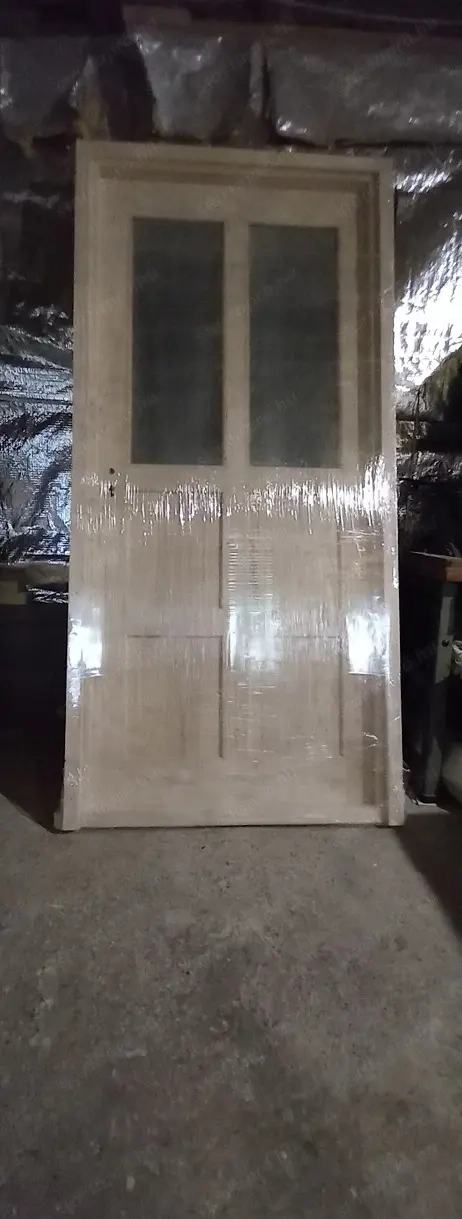 Eladó bejárati ajtó olcsón! Vadonatúj.