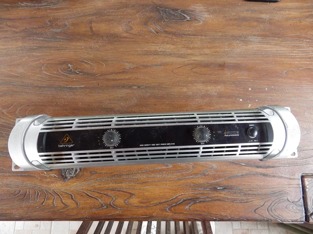 Behringer iNUKE NU1000 erősítő 1000W   Siófok 