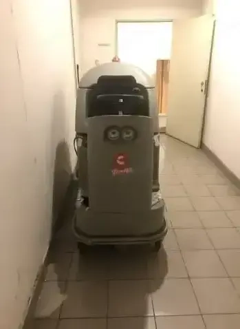 Comac Flexy 75 BT üléses ipari takarítógép eladó