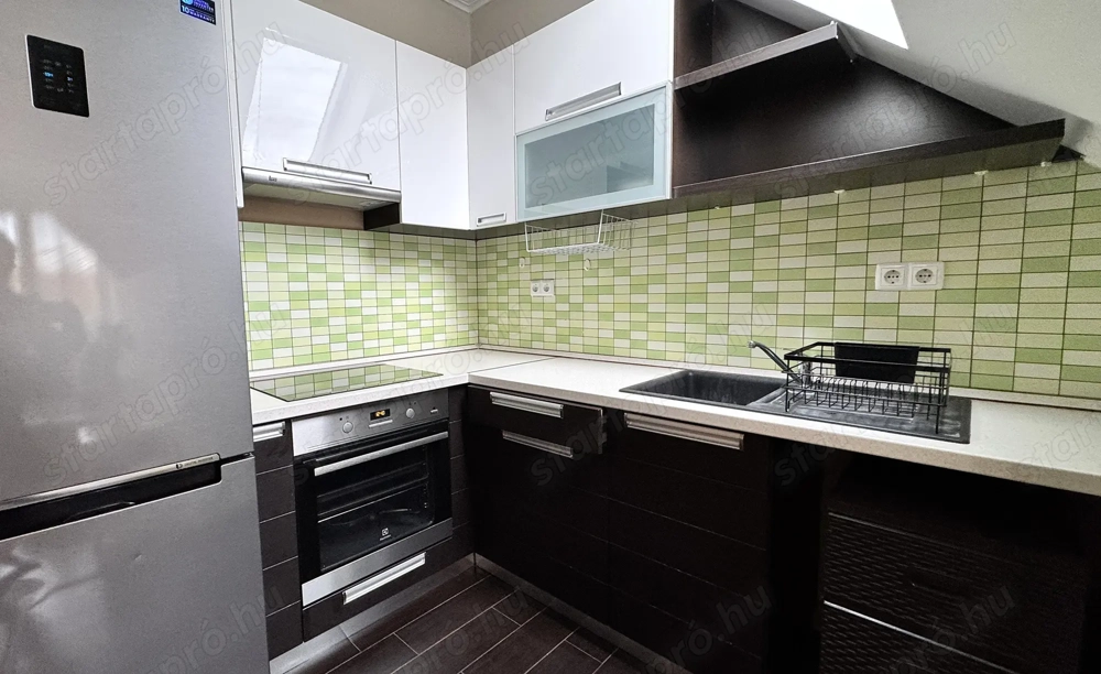 Nyíregyháza Belvárosban 52 nm-es 2008-ban téglából épült erkélyes szigetelt igényes lakás eladó!