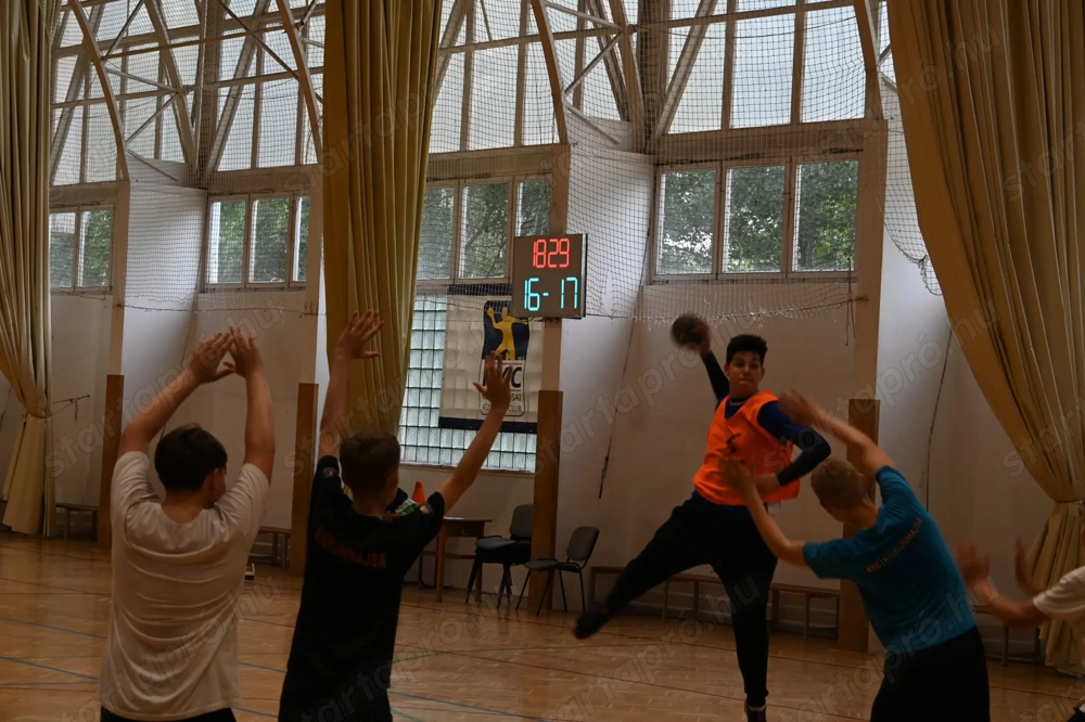 Okos kapufáról is irányítható eredményjelző