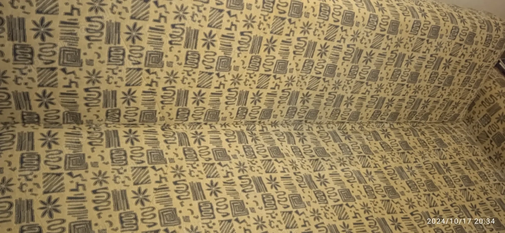 Megkímélt állapotú ágyneműtartós kanapé eladó 