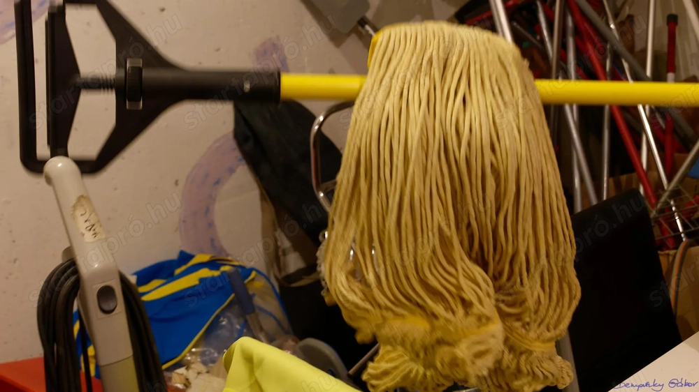 Kentuczky felmosó, fej és nyél kompletten, eladó