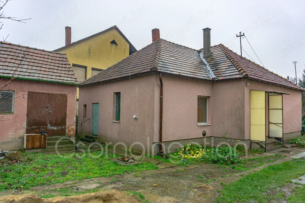 Kóny - összközműves ház eladó