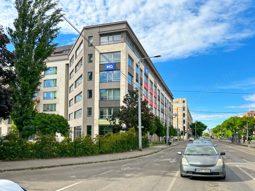 Professzionális irodahelyiségek HQ F99 Office rugalmas feltételekkel