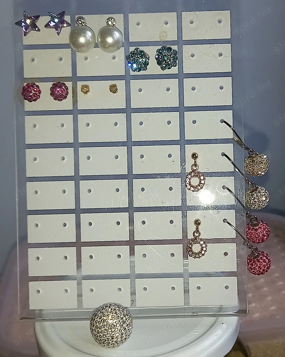 Szép bizsu fülbevalók és egy szép medál eladó + ajándék