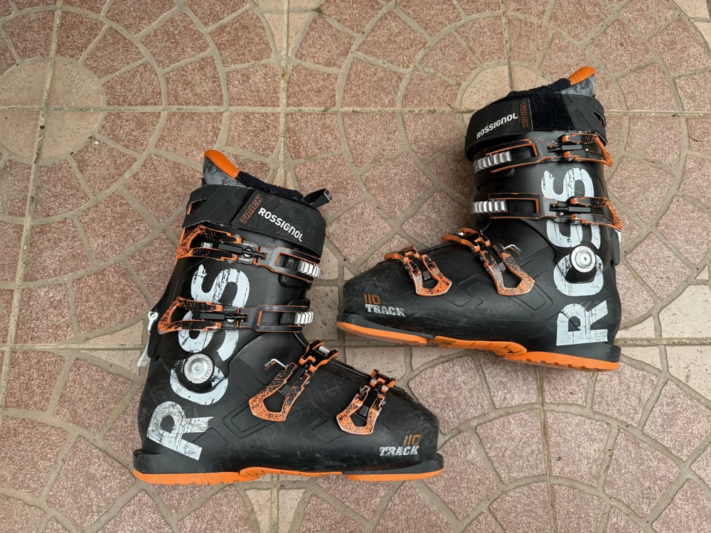 41 as Rossignol Track 110 síbakancs 41 es Rossignol sícipő jó állapotban 25.000 Ft 