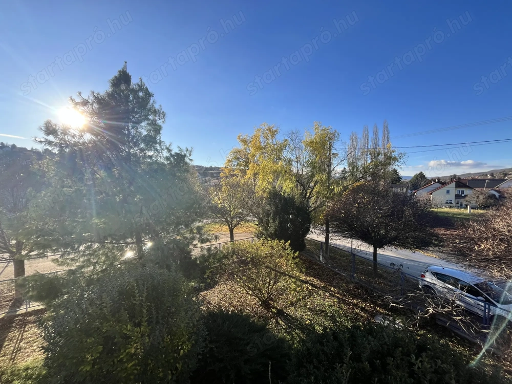 TULAJDONOSTÓL!  Gyerekország főhadiszállása    97 nm jókedv Pomáz zöld és csendes birodalmában