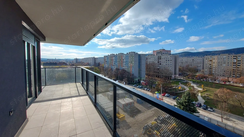 Waterfront City lakóparkban kiadó panorámás, 2 szobás, teraszos lakás!