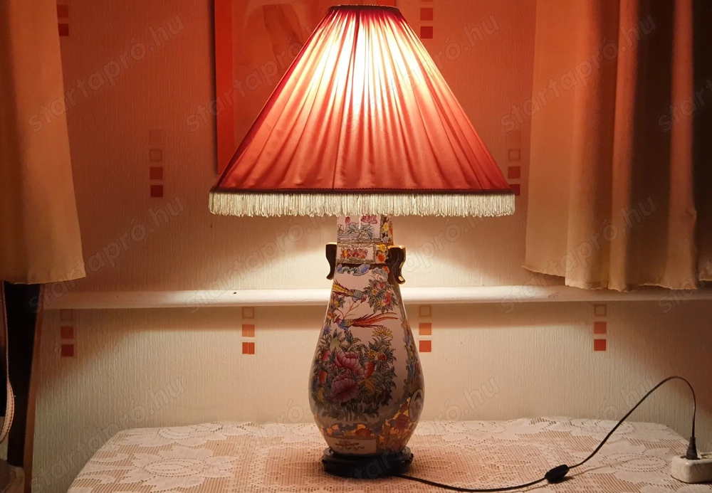 Váza lámpa eladó, 82 cm magas