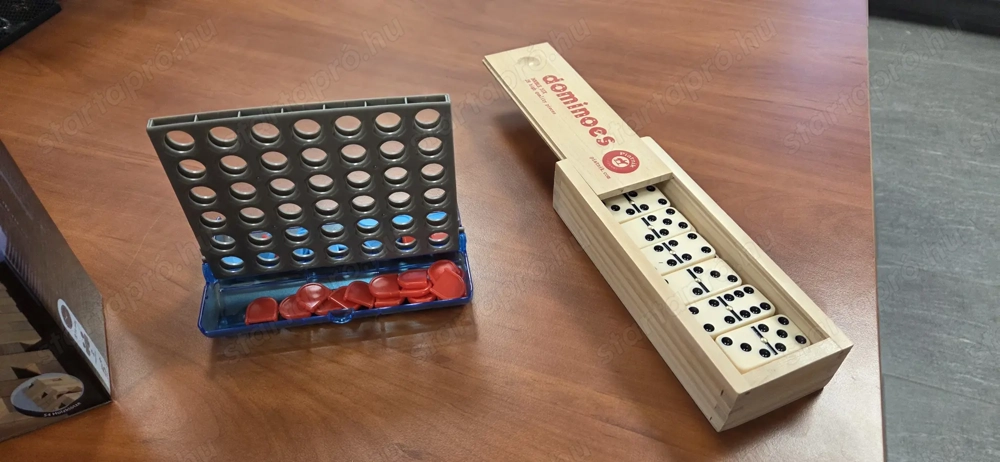 Eladó Jenga, Amőba, Dominó