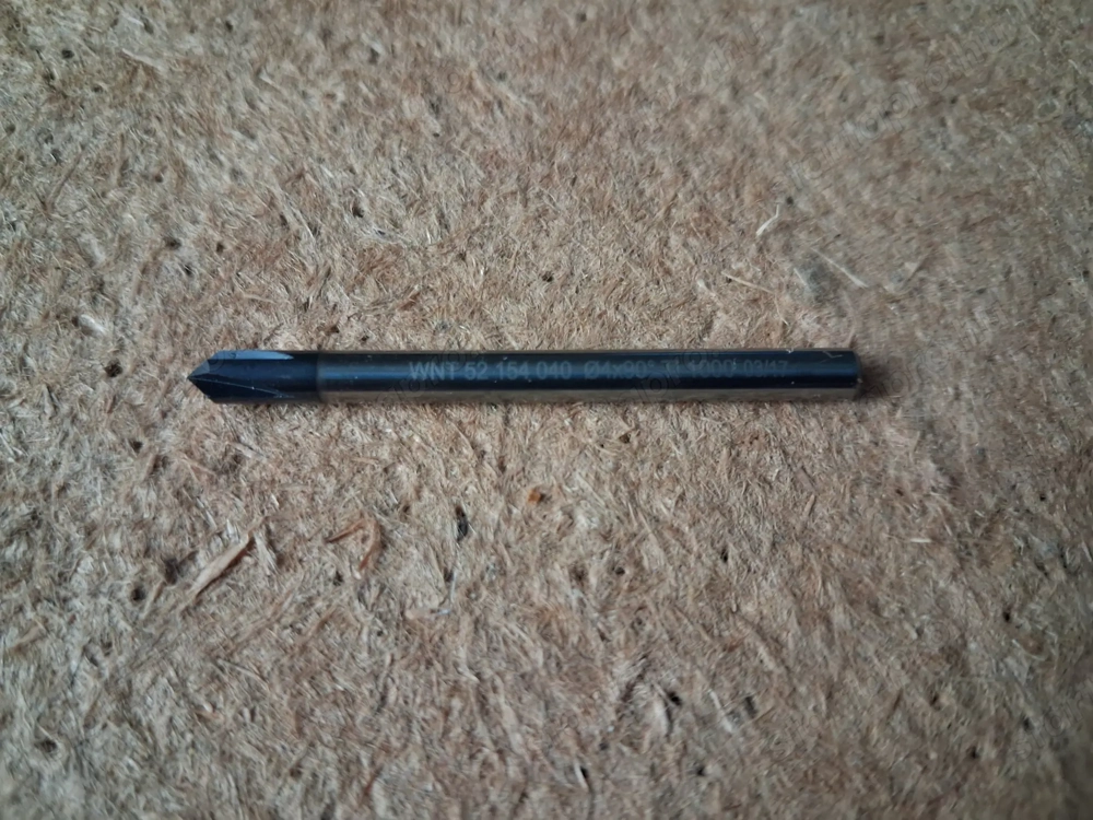 Eladó új WNT D4-90 fok VHM Ti1000 bevonatos maró.