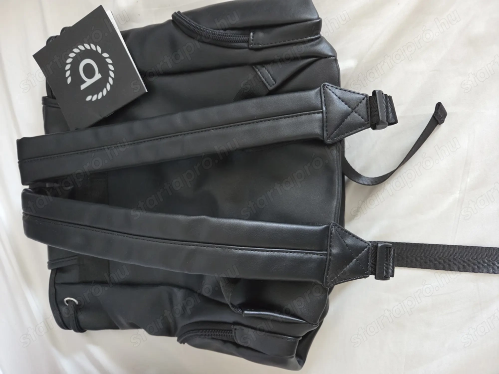 Bugatti női bőr hátizsák táska eladó