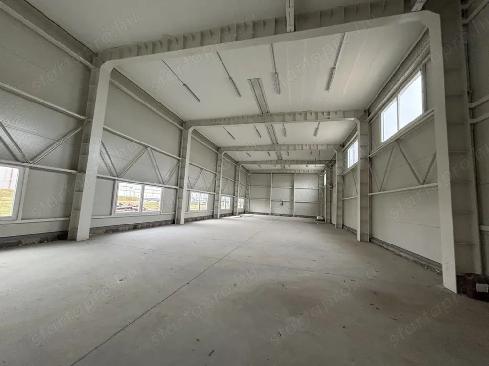 Eladó telephely kiemelkedő lokációval!