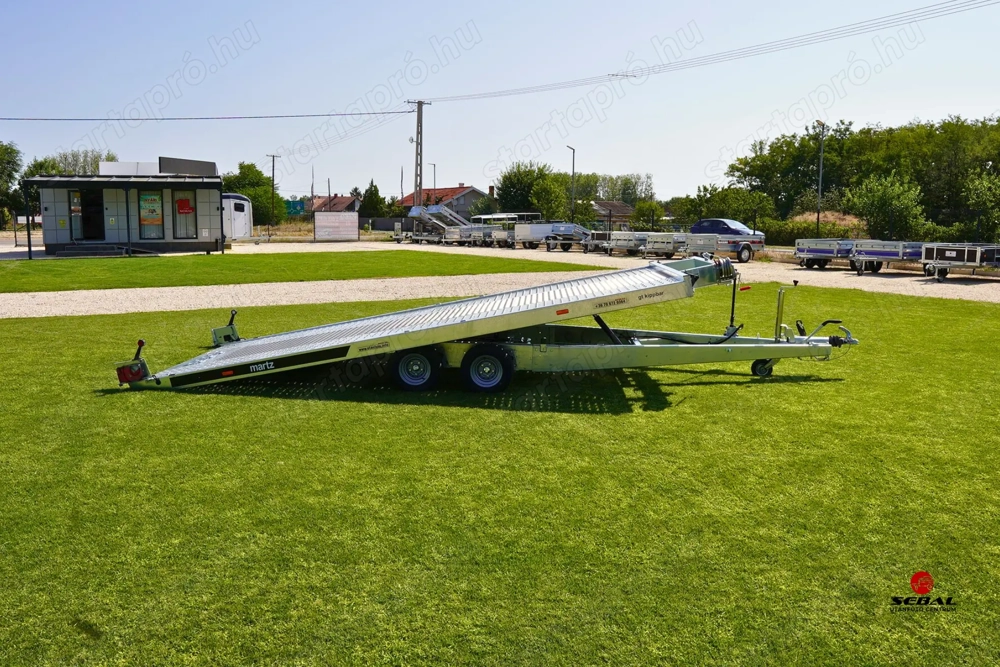 Új 4.7m-es billenős autószállító utánfutó (2700kg) most 2.690.000 Ft helyett 2.490.000 Ft