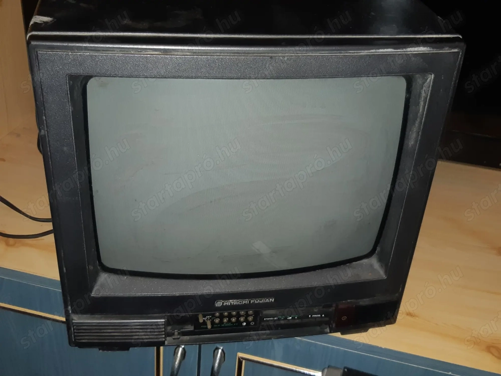 Hitachi Fujian HFS-1425 hagyományos kis TV 36cm működő