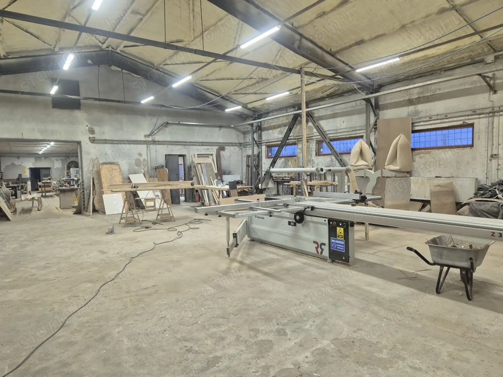 Asztalosokat keresünk!