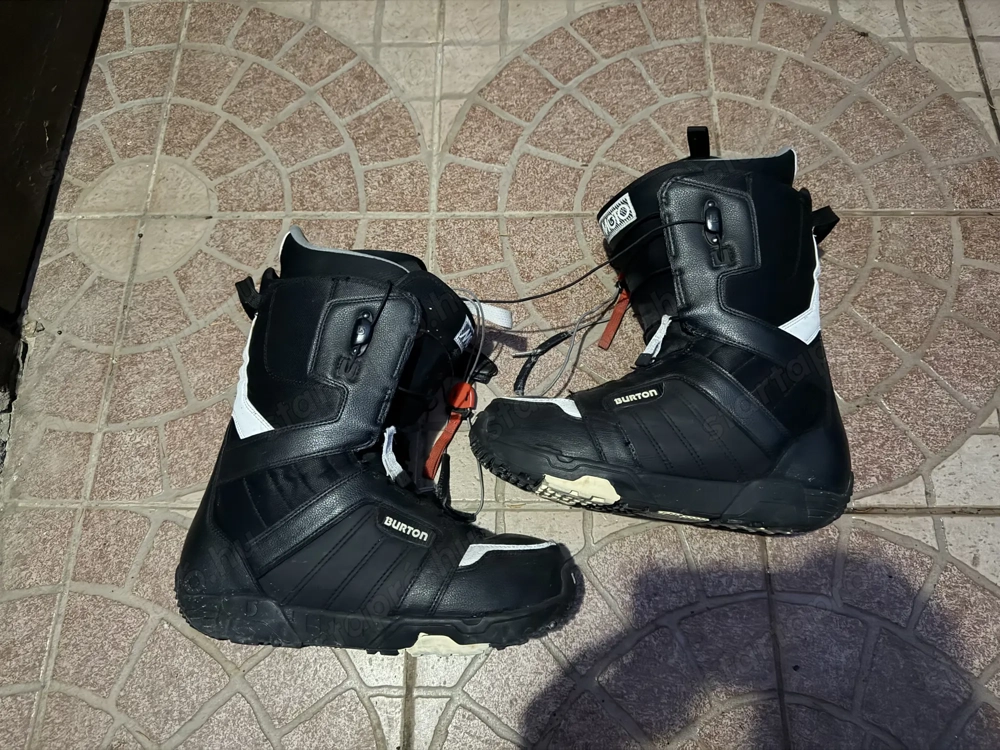 45 ös Burton Moto Imprint 1 snowboard cípő 45 ös Burton snowboard bakancs 15.000 Ft