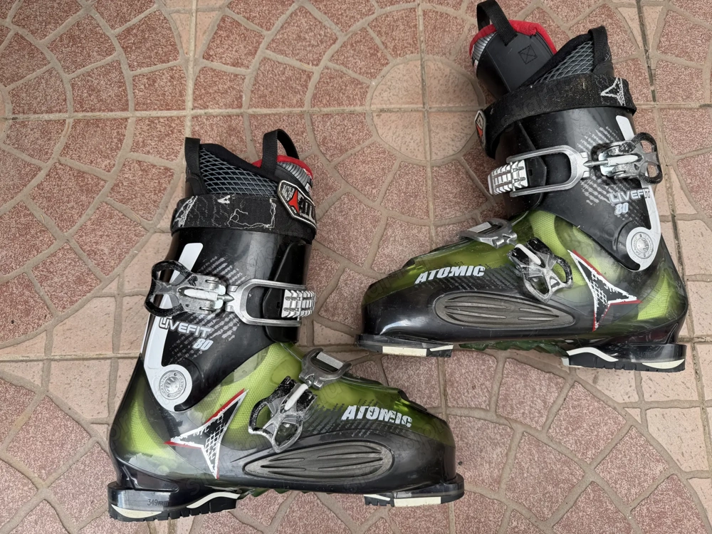 46 os Atomic Livefit sícipő 46 os Atomic síbakancs 25.000 Ft ért