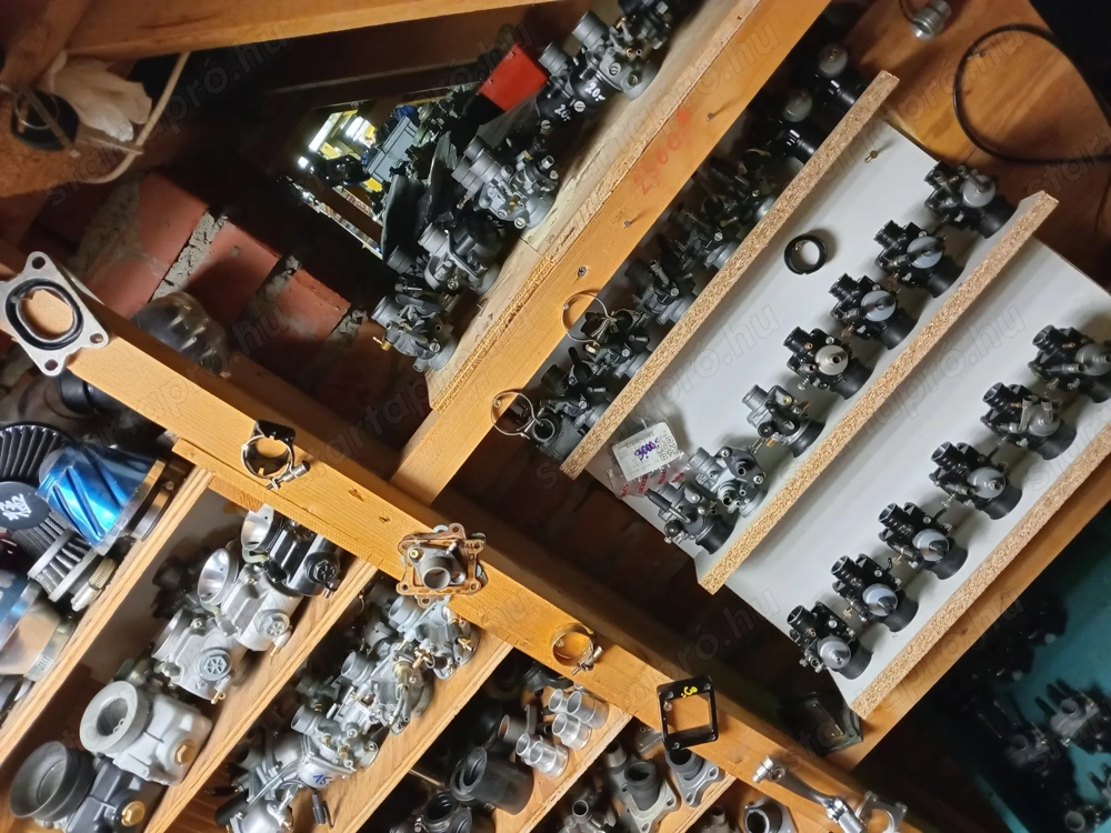 Derbi Rieju Cpi Yamaha Generic Aprilia 50 es váltós motorok Alkatrészei