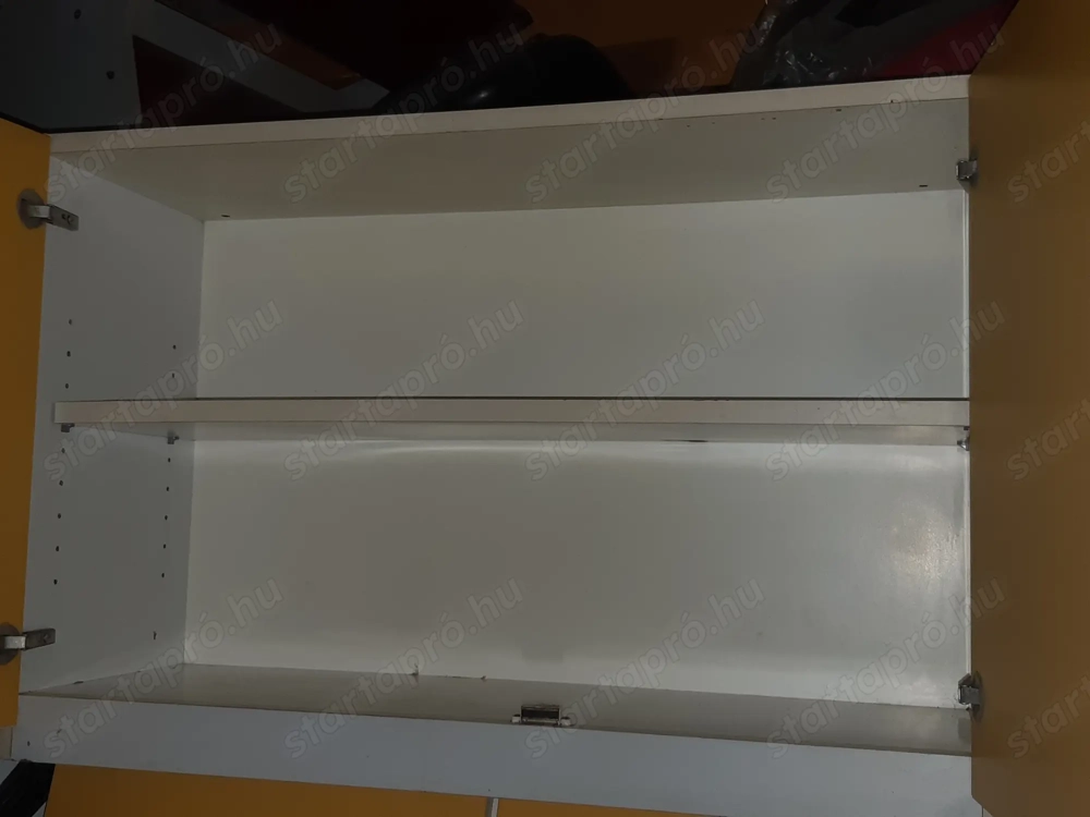 Konyhai felső szekrény 32x90cm széles
