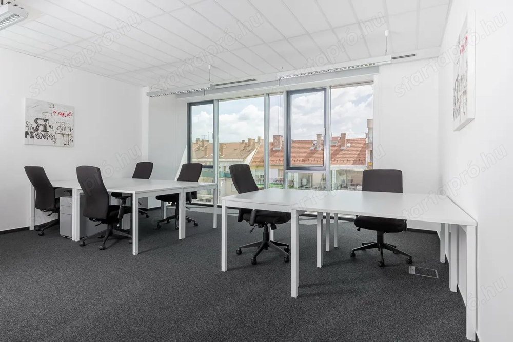 Privát irodahelyiség 5 fő számára Regus Ujbuda Allee Corner 