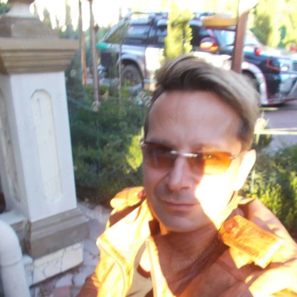 Sitt Szállítás  Budapesten. Nonstop 0-24 