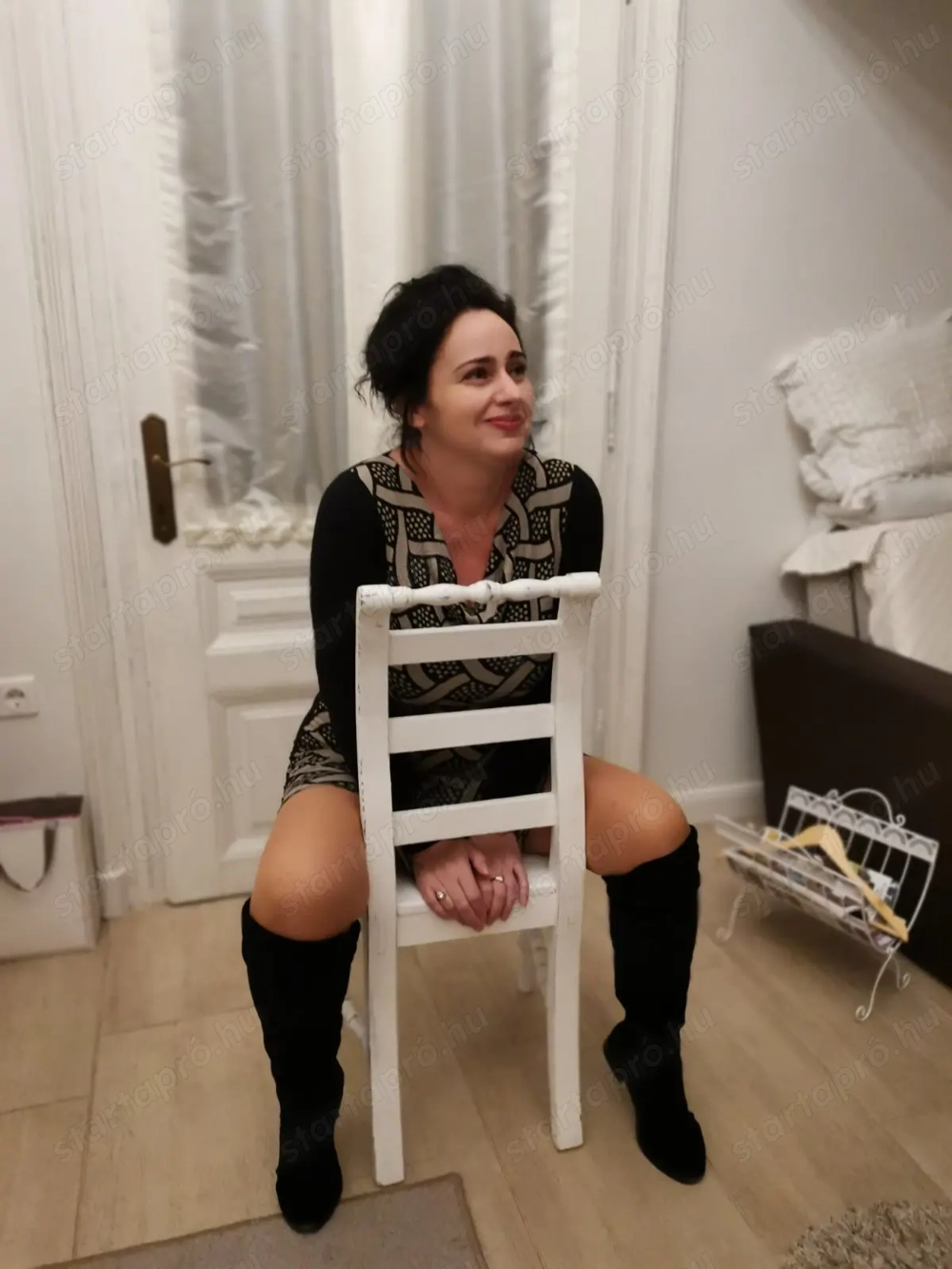 Enjoy the massage&silence :)