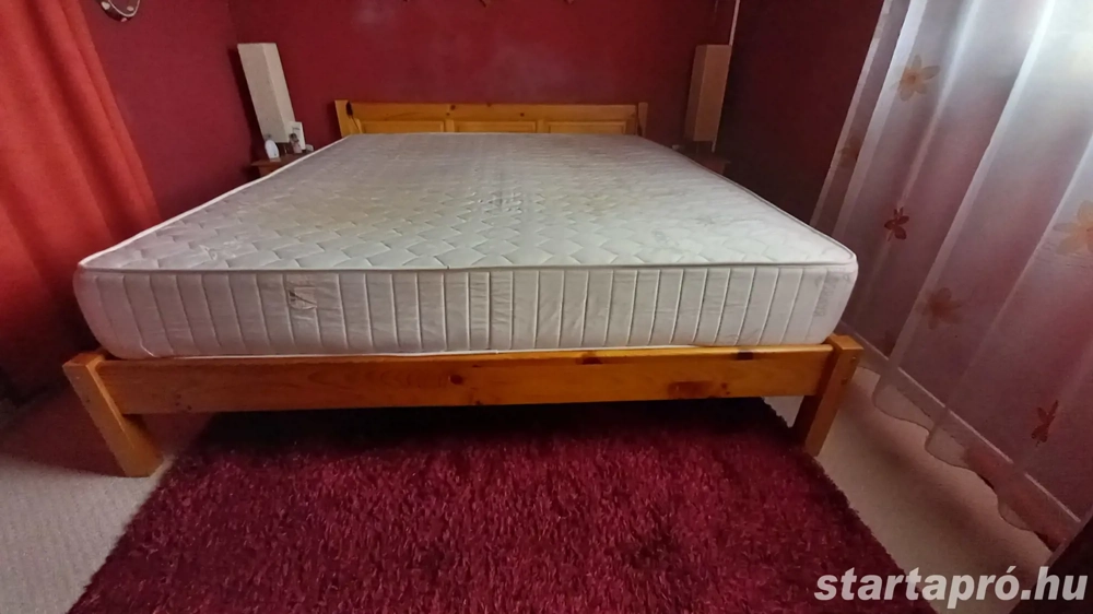 Ágykeret ágyráccsal és külön matrac is