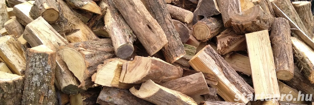 Balatonmáriafürdő AKÁC TŰZIFA konyhakész darabolt, hasított, hétvégén is