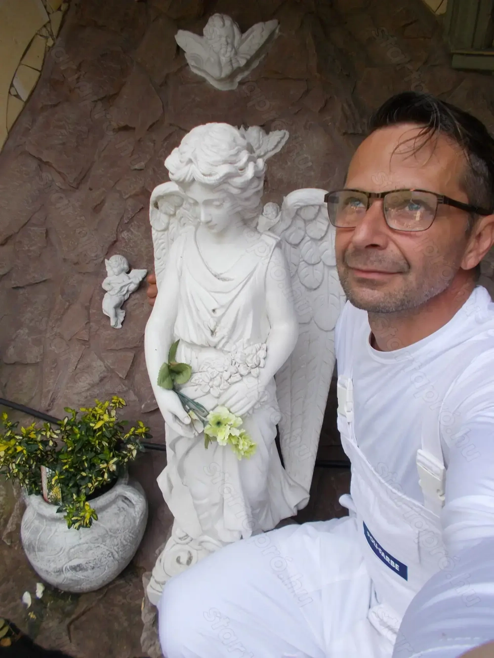 Magasnyomással ill Vegyszerrel, Vállalok,Felület Tísztitást.Minden Ami Szenyezet.