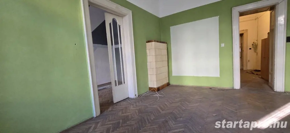 Eladó 74 nm-es, nagypolgári lakás az Erzsébet körúton   utcai nézet, erkély, felújítandó