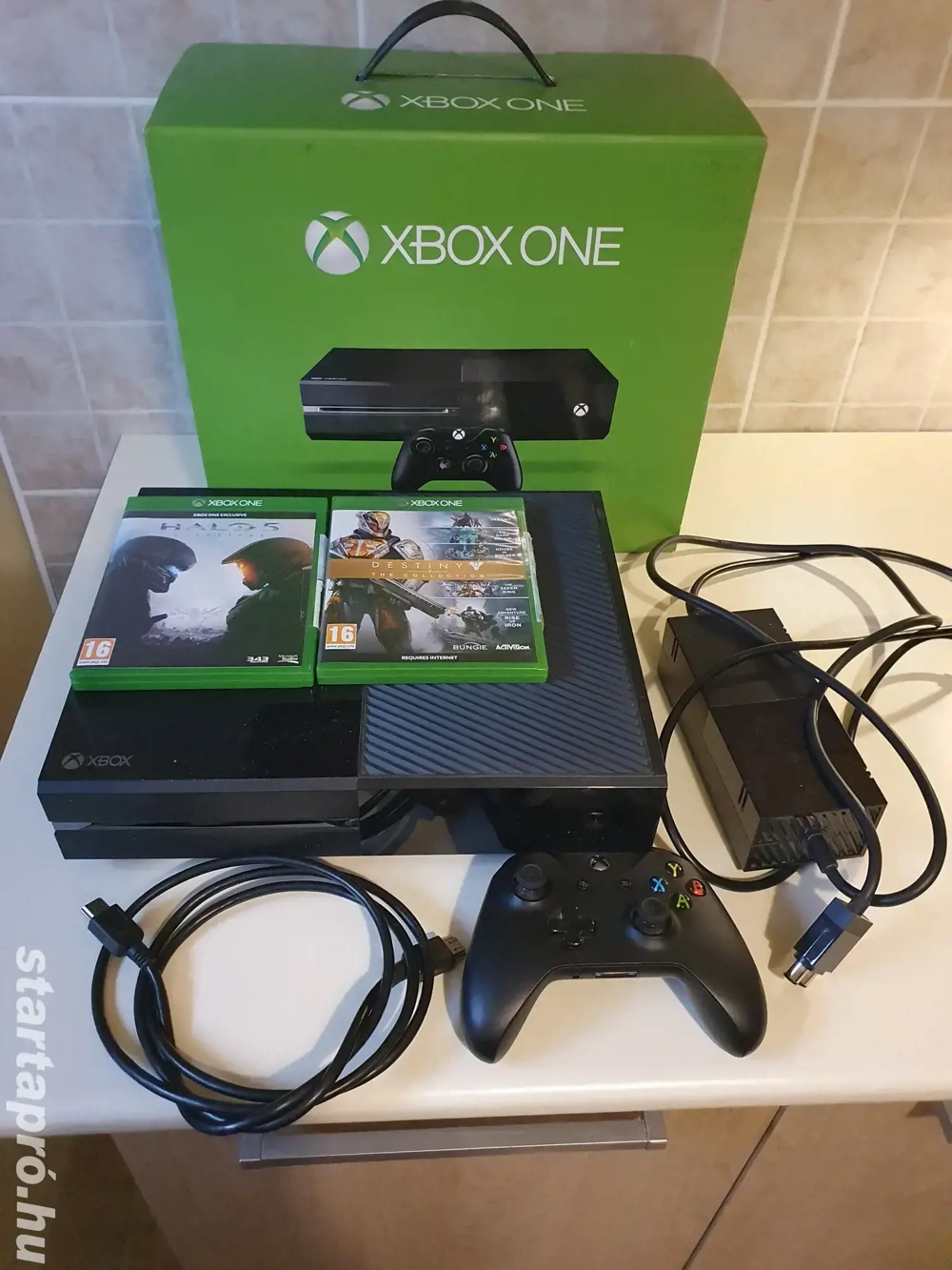 XBOX ONE 500GB, Halo 5 Guardians, Destiny The Collection 