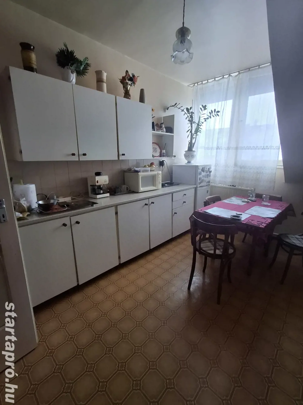 Nyíregyháza Jósa András utcában 77 nm-es, 3 szobás lakás eladó 