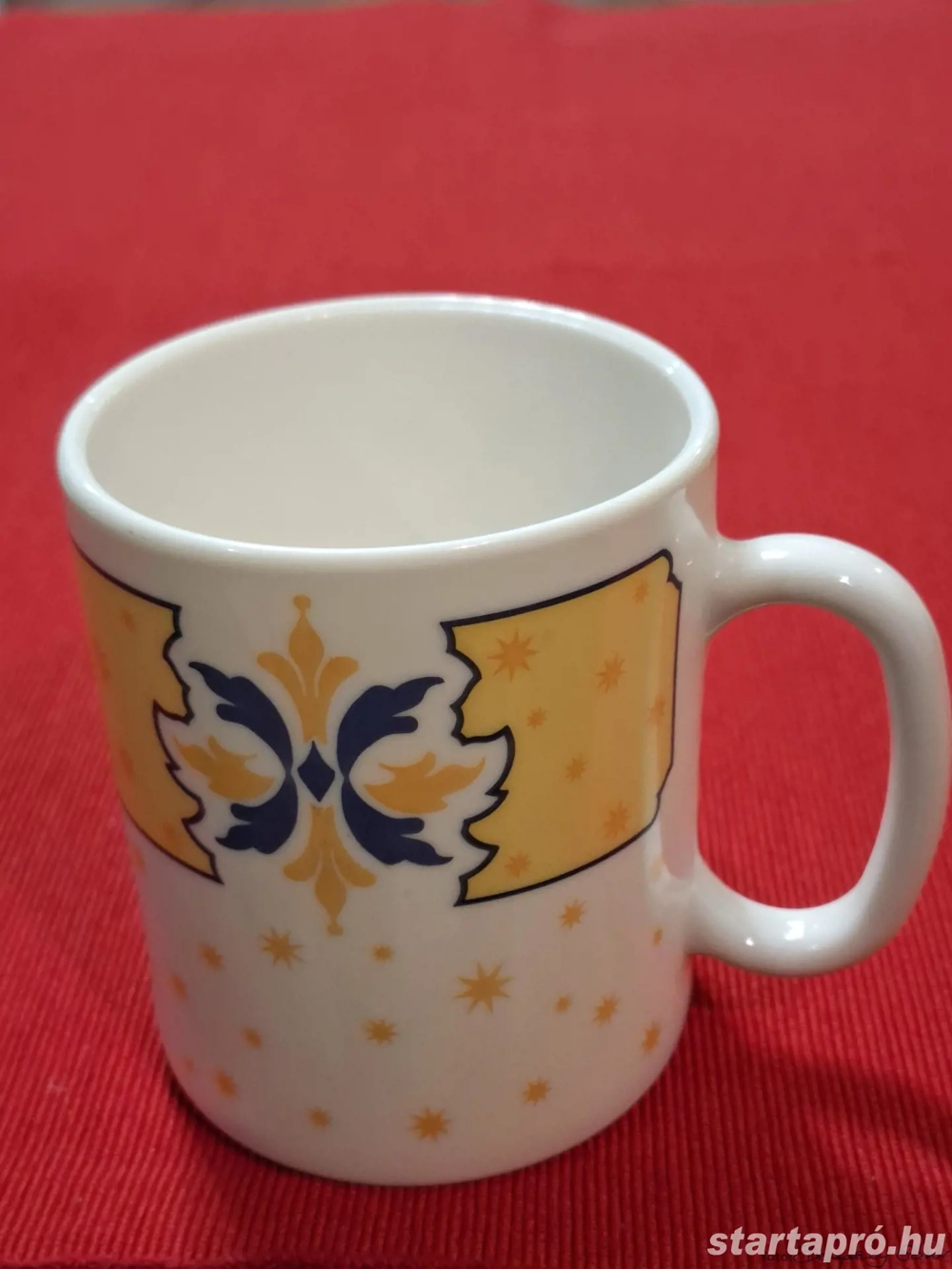 Luminarc Daphne - France sárga-kék mintás bögre, eladó