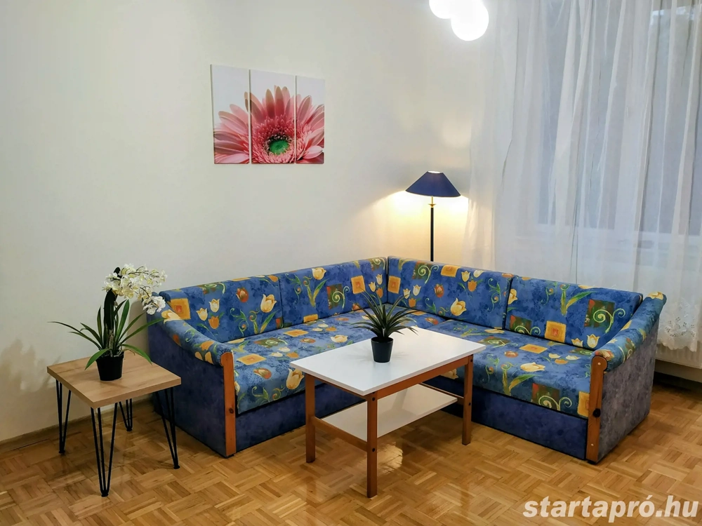 Debrecen Simonyi kapu mellett 1.emeleti 56m2 lakás tulajdonostól eladó