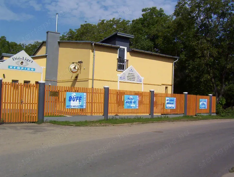 Tiszabecsen a Dióliget kemping eladó!