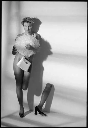 intim segítőt keresünk