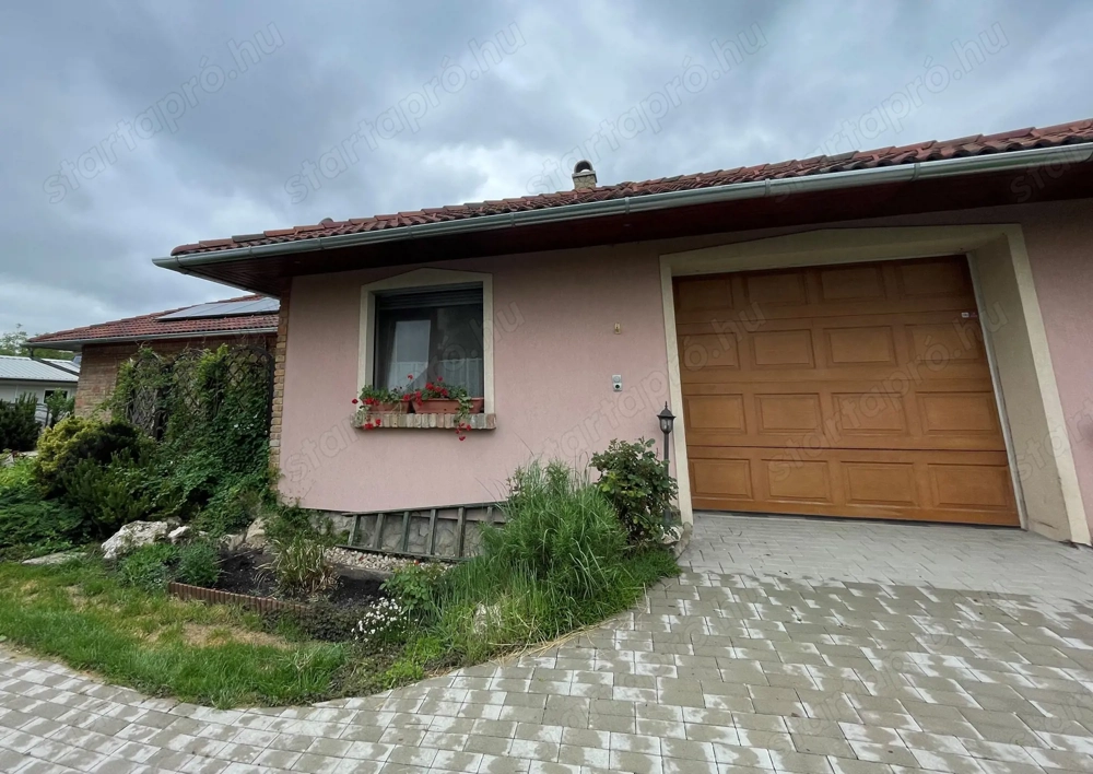 Csömör - 1 szintes korszerű családi ház! azonnal költözhetően!