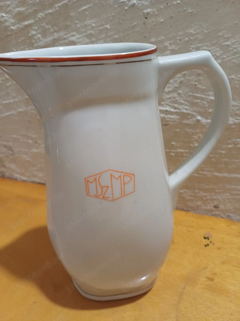 Eladó.Régi dolgaim komáromban.