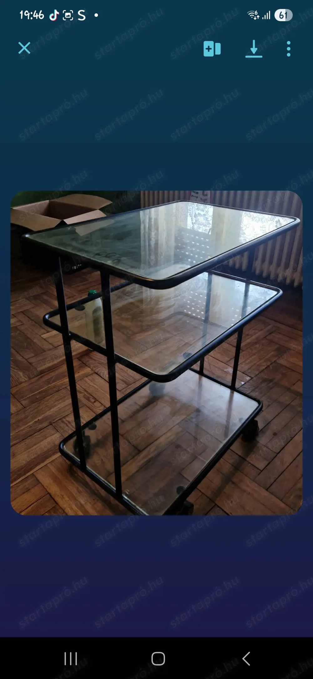 Retró zsúrkocsi fémkerettel, görgőkkel