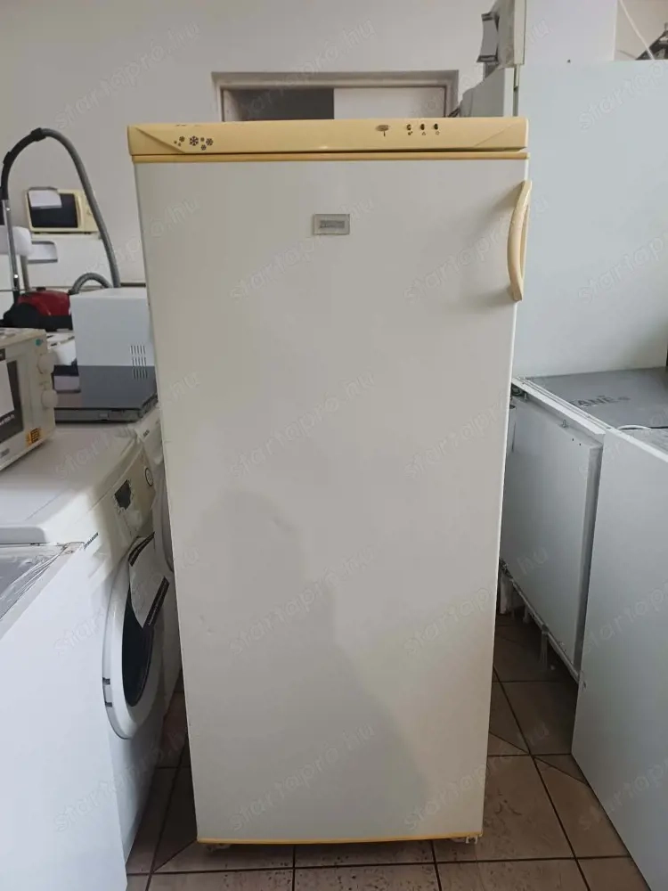 Használt Zanussi ZFU325WO Fagyasztószekrény [H17554] 1-3 hónap garanciával