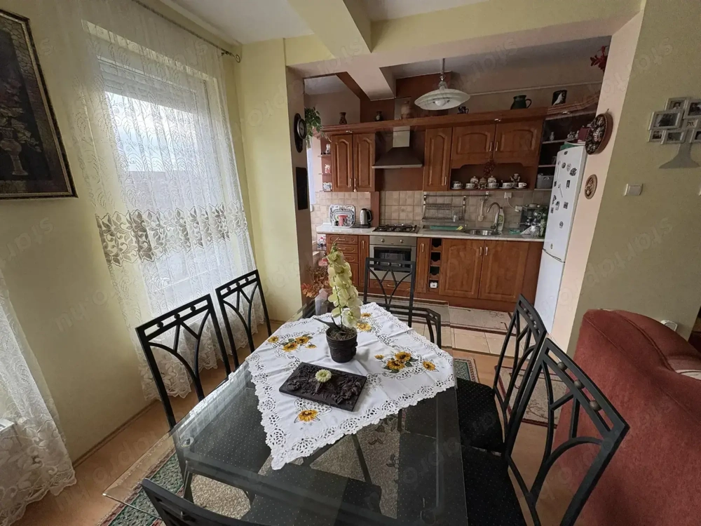 Nyíregyháza szűk belvárosi részén, nappali+1 szobás lakás eladó!