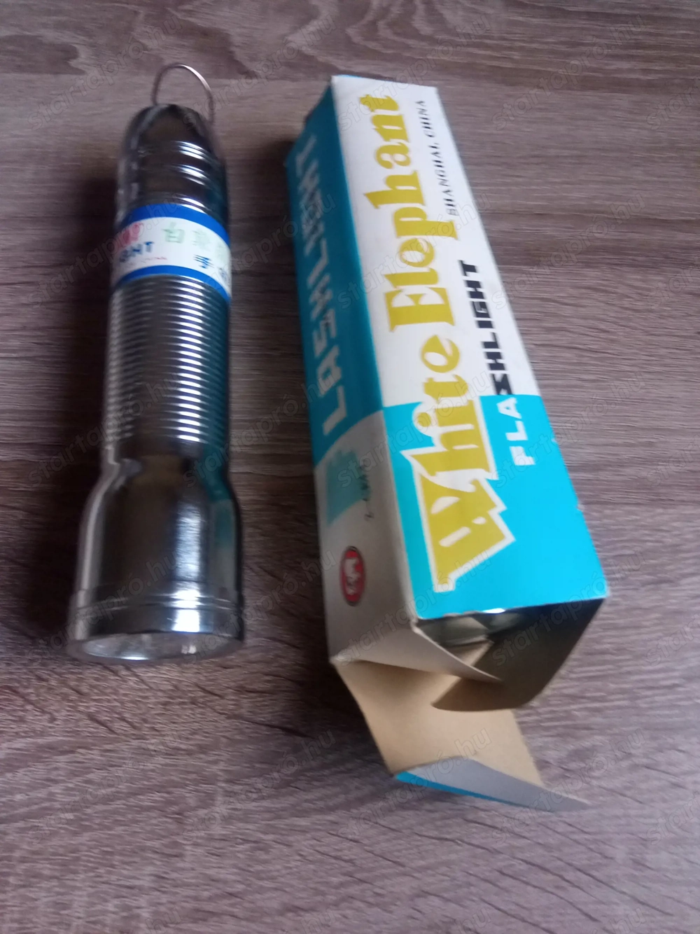 Klasszikus rúd lámpa eladó 