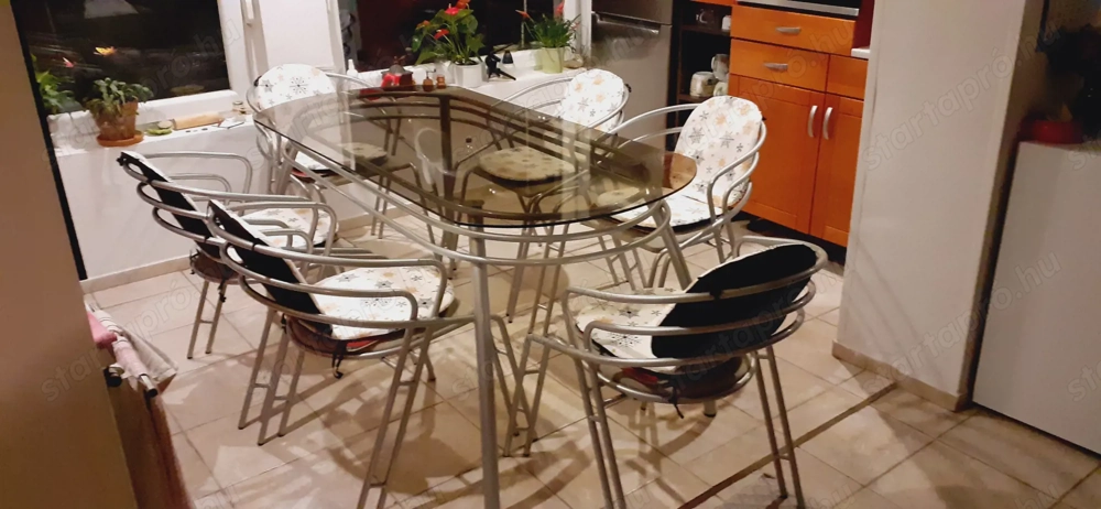 Étkező garnitúra