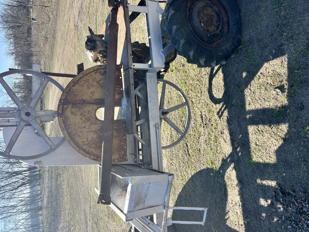 Önjáró szalagfűrész váz eladó!