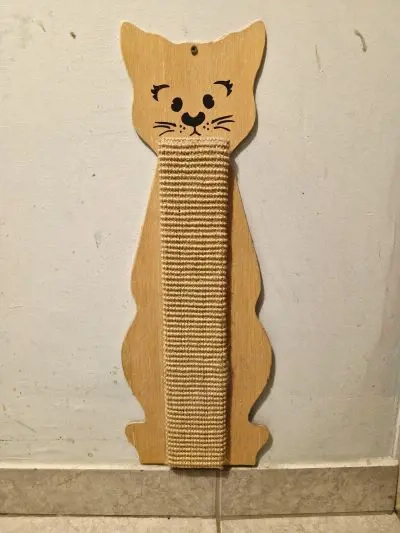 ÚJ Cica-formájú Cica Kaparófa, falra rögzíthető